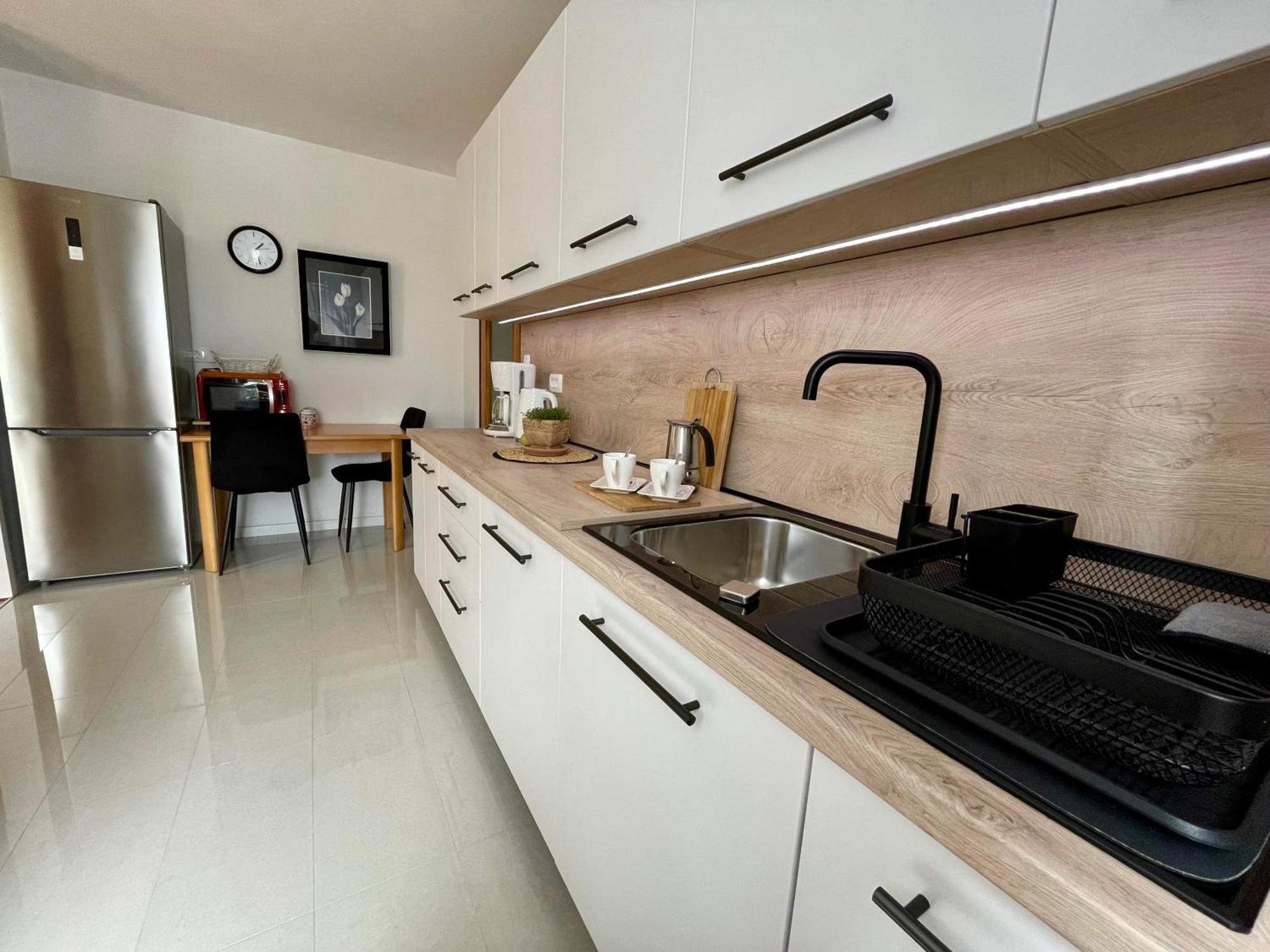 Apartment Adri Ровин Екстериор снимка